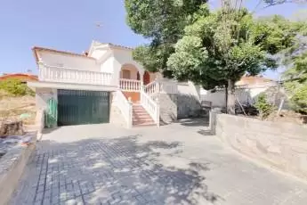 Nardos, El Ventorrillo, Granada 18195, 4 Habitaciones Habitaciones, ,2 BathroomsBathrooms,Chalet,En Venta,1248
