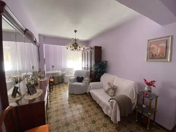 Avenida Don Bosco Nº 28, Zaidin, Granada 18007, 3 Habitaciones Habitaciones, ,1 BañoBathrooms,Piso,En Venta,1352