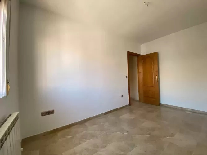 Address not available!, 4 Habitaciones Habitaciones, ,1 BañoBathrooms,Casa Adosada,En Venta,Juan de la Cierva,1419