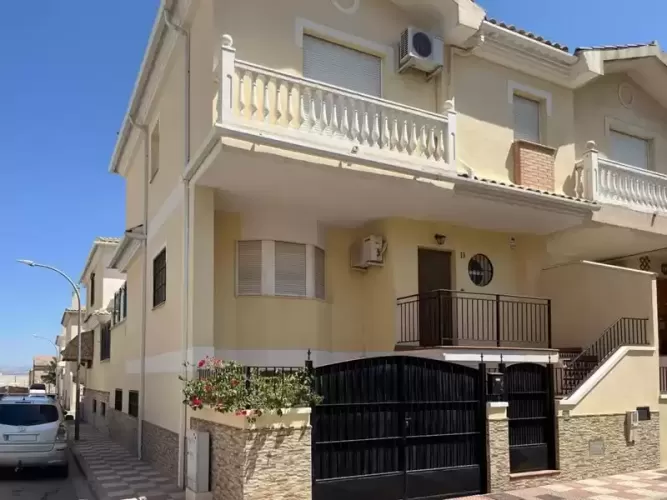 Address not available!, 3 Habitaciones Habitaciones, ,2 BathroomsBathrooms,Casa Adosada,En Venta, Alonso Cano,1429