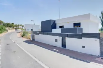 Address not available!, 5 Habitaciones Habitaciones, 0 ,3 BathroomsBathrooms,Chalet,En Venta,Barracones,0,1453