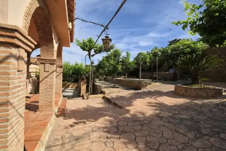 Diseminados48, El Puntal, Granada 18640, 7 Habitaciones Habitaciones, 0 ,3 BathroomsBathrooms,Chalet,En Venta,Diseminados,0,1464