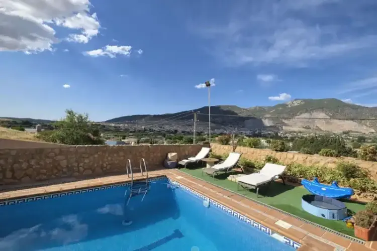 Diseminados48, El Puntal, Granada 18640, 7 Habitaciones Habitaciones, 0 ,3 BathroomsBathrooms,Chalet,En Venta,Diseminados,0,1464