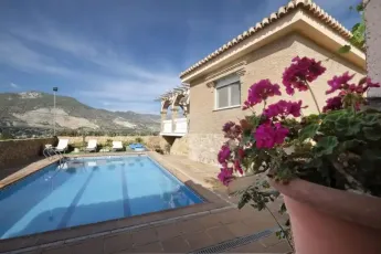 Diseminados48, El Puntal, Granada 18640, 7 Habitaciones Habitaciones, 0 ,3 BathroomsBathrooms,Chalet,En Venta,Diseminados,0,1464