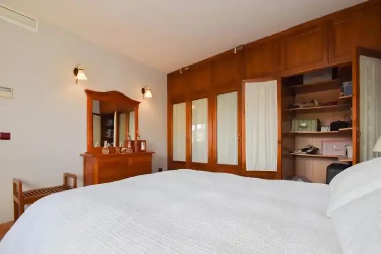Address not available!, 7 Habitaciones Habitaciones, 0 ,4 BathroomsBathrooms,Chalet,En Venta,Alhelies,0,1465