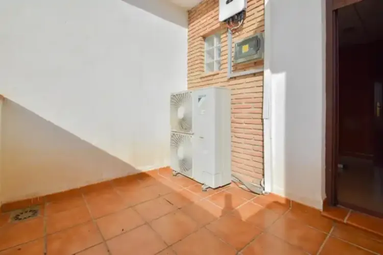 Address not available!, 7 Habitaciones Habitaciones, 0 ,4 BathroomsBathrooms,Chalet,En Venta,Alhelies,0,1465