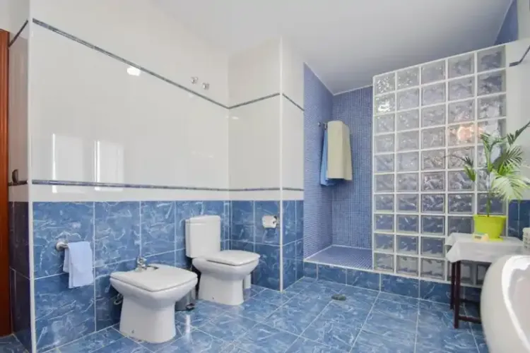 Address not available!, 7 Habitaciones Habitaciones, 0 ,4 BathroomsBathrooms,Chalet,En Venta,Alhelies,0,1465