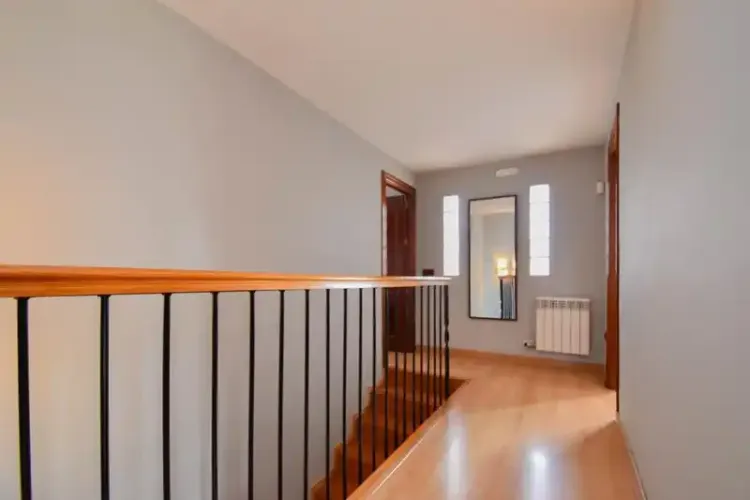 Address not available!, 7 Habitaciones Habitaciones, 0 ,4 BathroomsBathrooms,Chalet,En Venta,Alhelies,0,1465