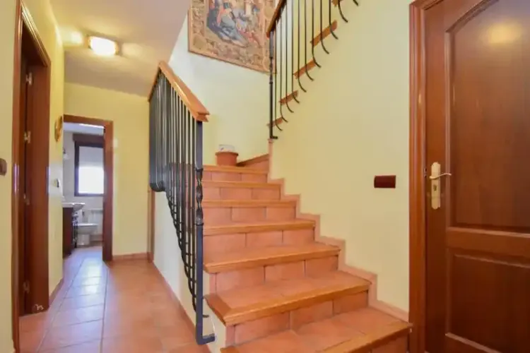 Address not available!, 7 Habitaciones Habitaciones, 0 ,4 BathroomsBathrooms,Chalet,En Venta,Alhelies,0,1465