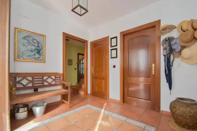 Address not available!, 7 Habitaciones Habitaciones, 0 ,4 BathroomsBathrooms,Chalet,En Venta,Alhelies,0,1465