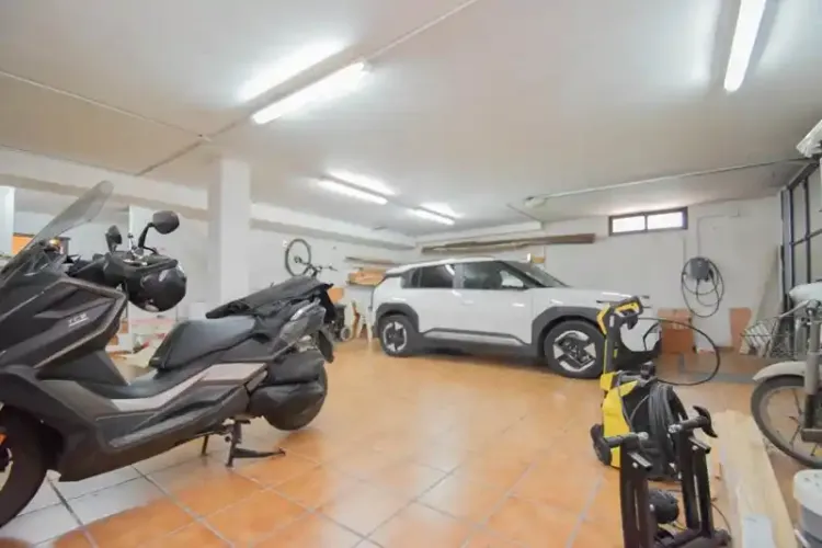 Address not available!, 7 Habitaciones Habitaciones, 0 ,4 BathroomsBathrooms,Chalet,En Venta,Alhelies,0,1465