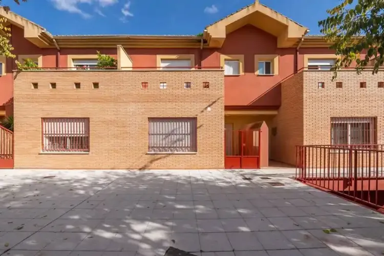 Address not available!, 3 Habitaciones Habitaciones, 0 ,3 BathroomsBathrooms,Casa Adosada,En Venta,Baño Frio,0,1473
