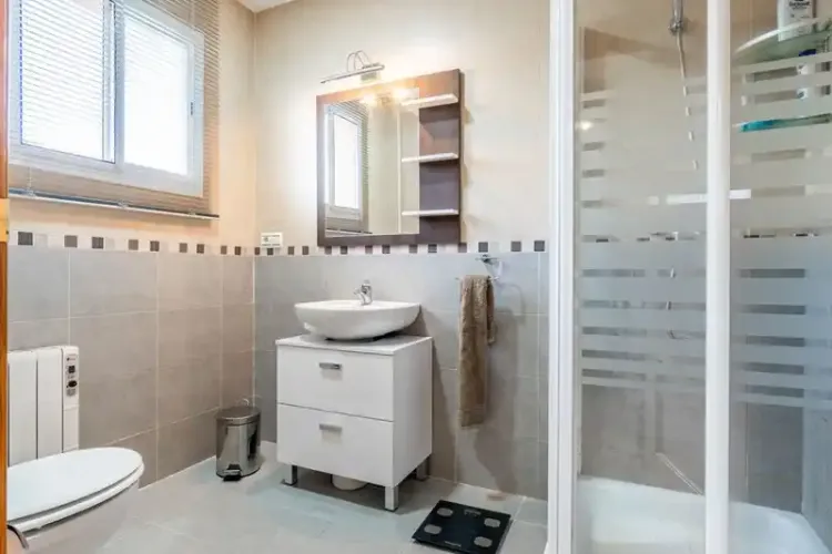 Address not available!, 3 Habitaciones Habitaciones, 0 ,3 BathroomsBathrooms,Casa Adosada,En Venta,Baño Frio,0,1473